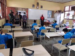 Kapolres Kuansing Bersama Forkopimda Monitor Belajar Mengajar Tatap Muka Pastikan Patuhi Prokes